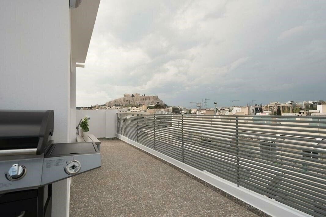 Отель Petal Apartments 4*
