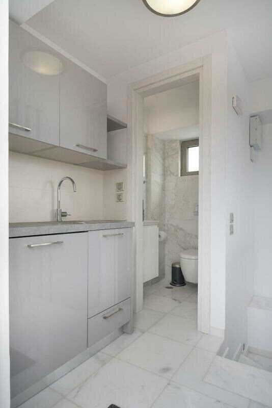 Фотография Petal Apartments 4*