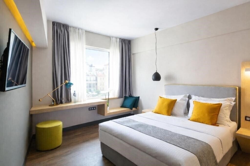 Фото St. Bjur Suites Athens 4*