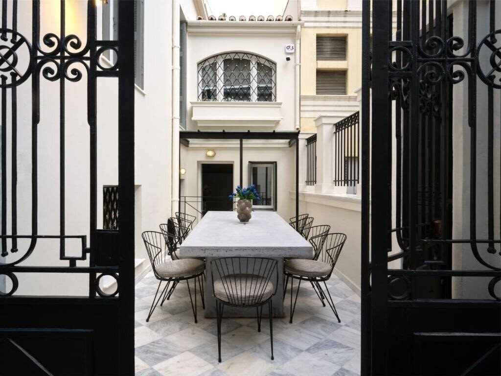 Фотография The White House Plaka 4*