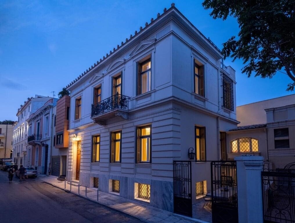 Изображение The White House Plaka 4*