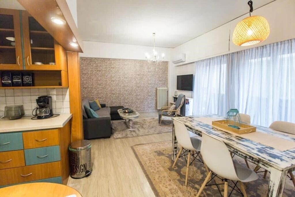 Фотография Unique Stylish Apt In Athens 4*