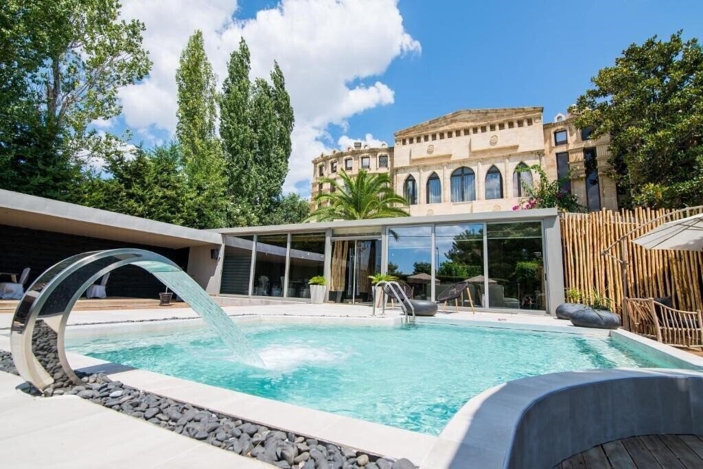 Отель Mikelina Boutique Hotel 4*
