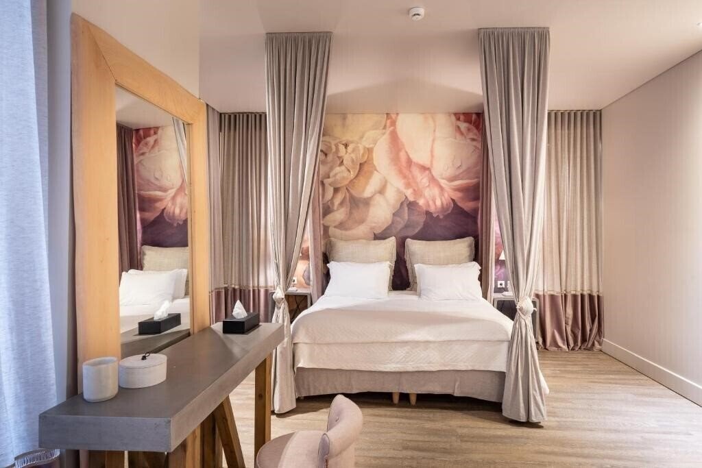 Фото Mikelina Boutique Hotel 4*