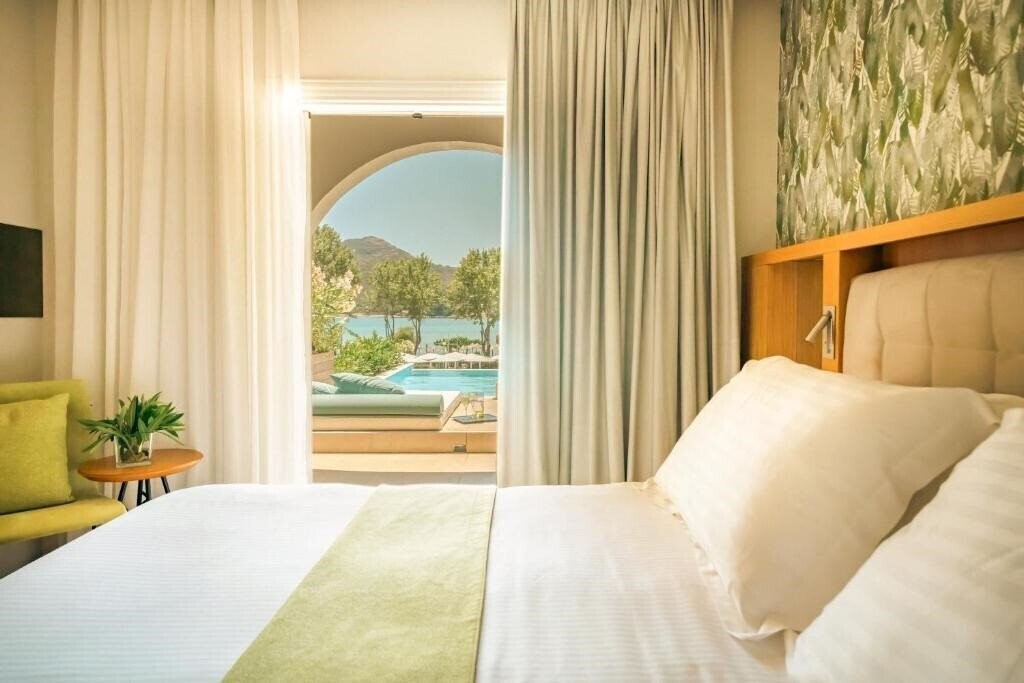 Фотография Zeus Dolce by Wyndham Athens 5*