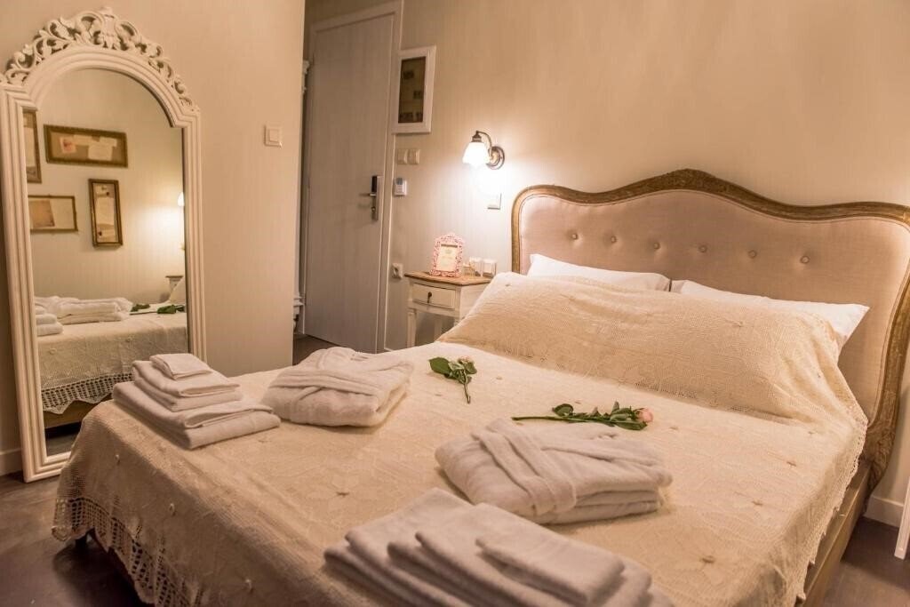 Готель Kyria Boutique House 5*