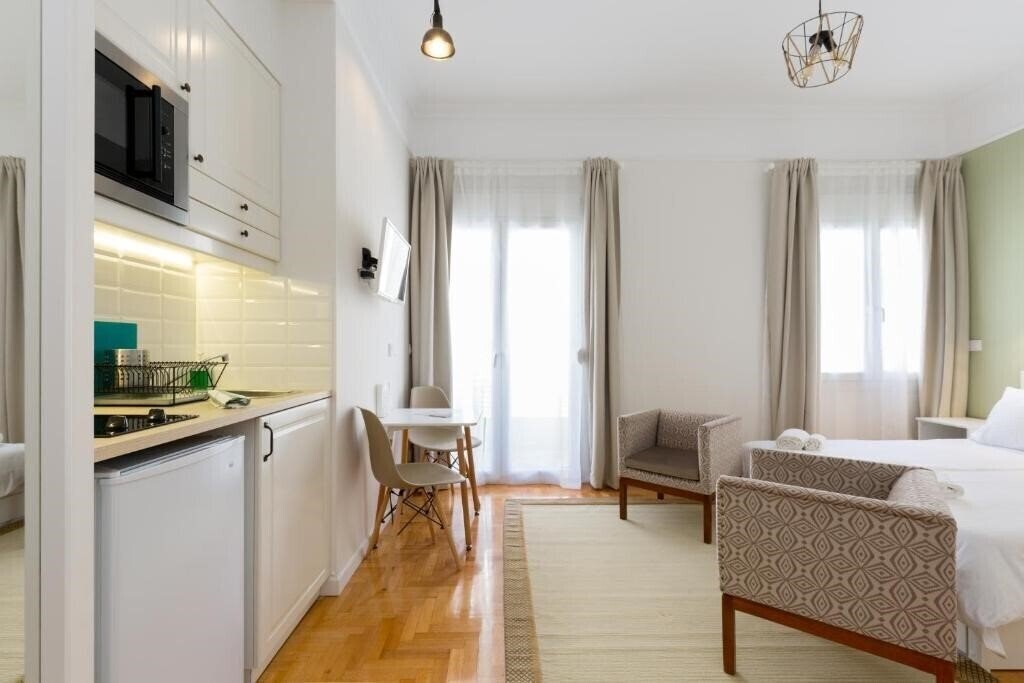 Картинка Dinostratus House 4*