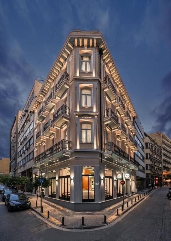 Отель Praxitelous Luxury Suites 4*
