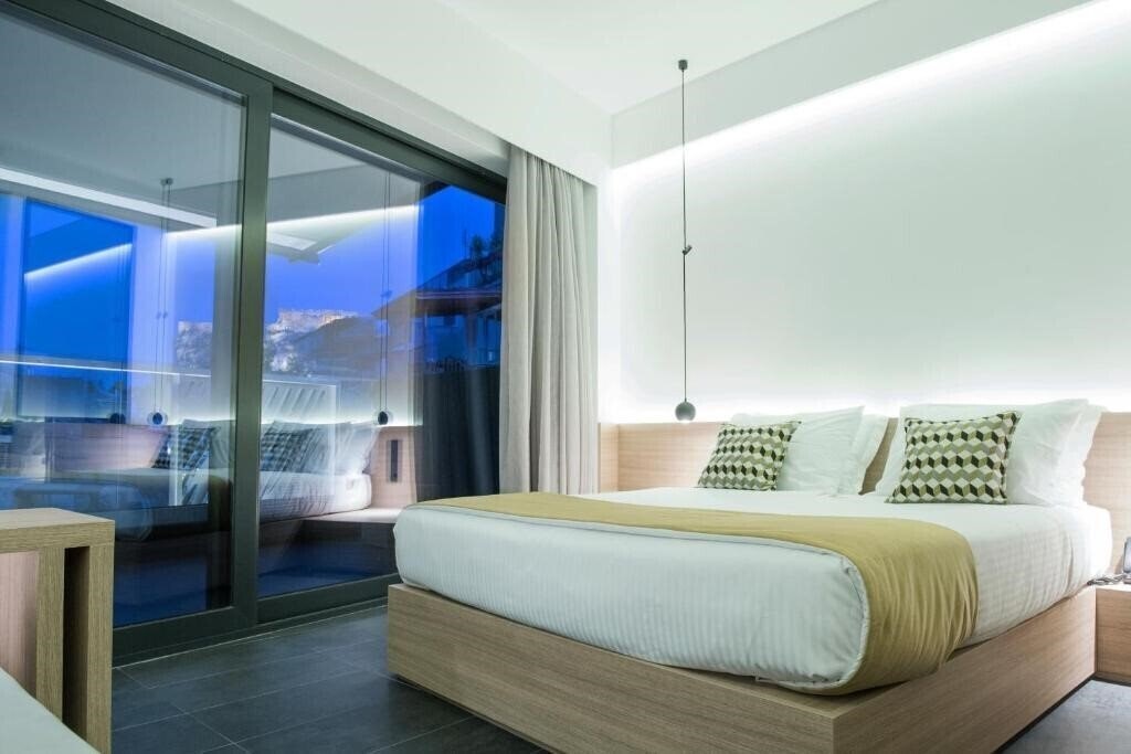 Фото Athens Lodge By Athens Prime Hotels 4*