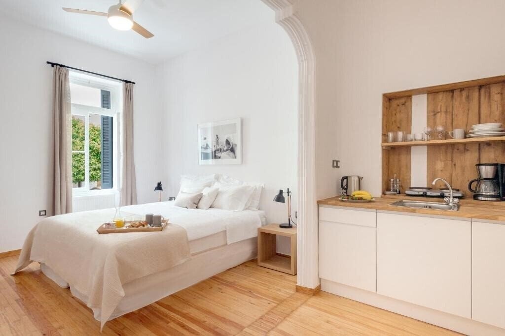 Готель Athens Residence Apartments 4*