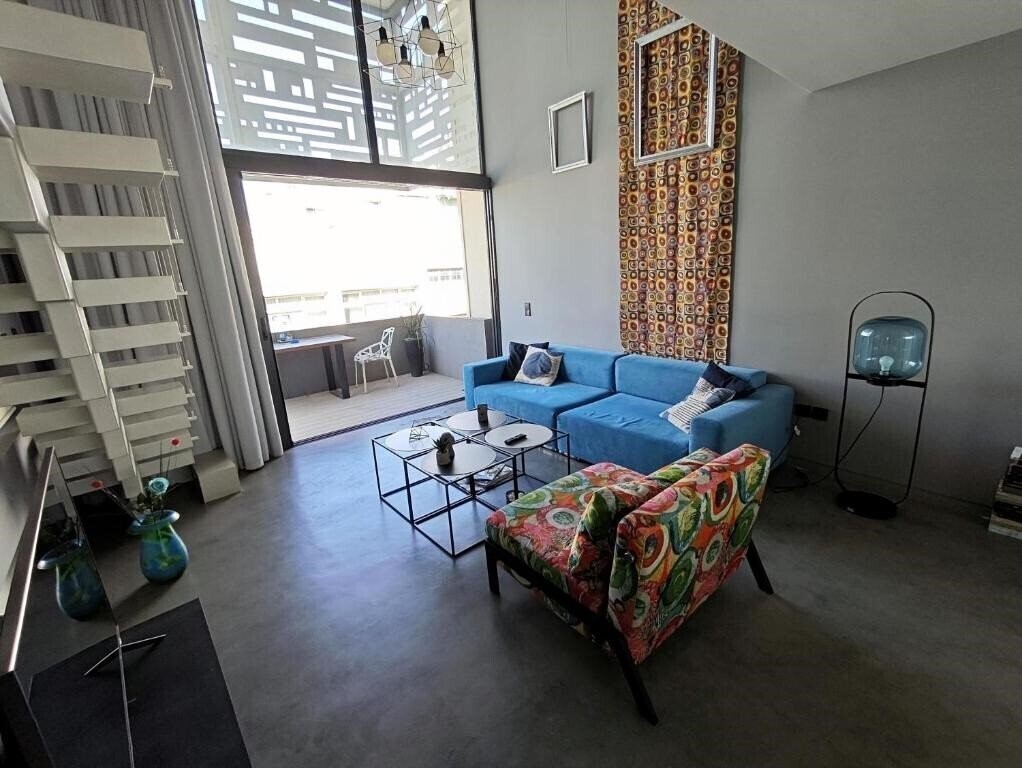 Готель Athina Art Apartments 4*