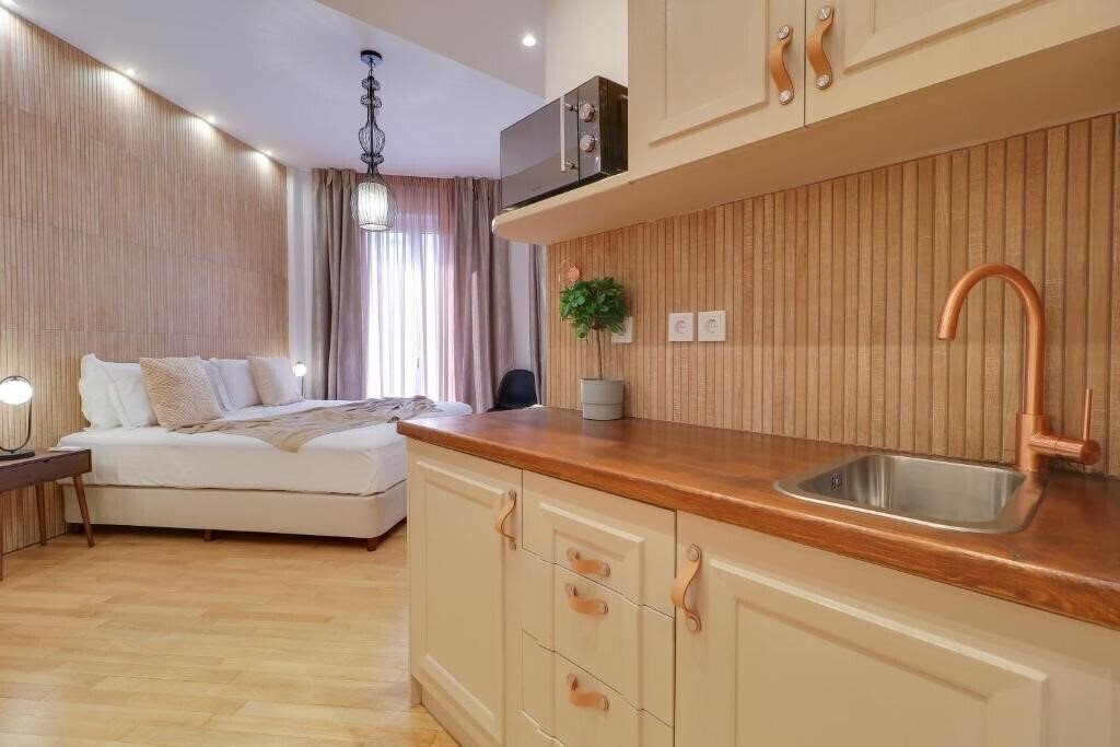 Готель Athinn Residence 4*