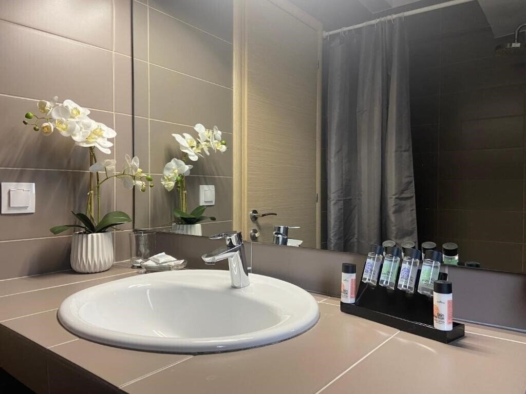 Фотографія Connect Suites 4*
