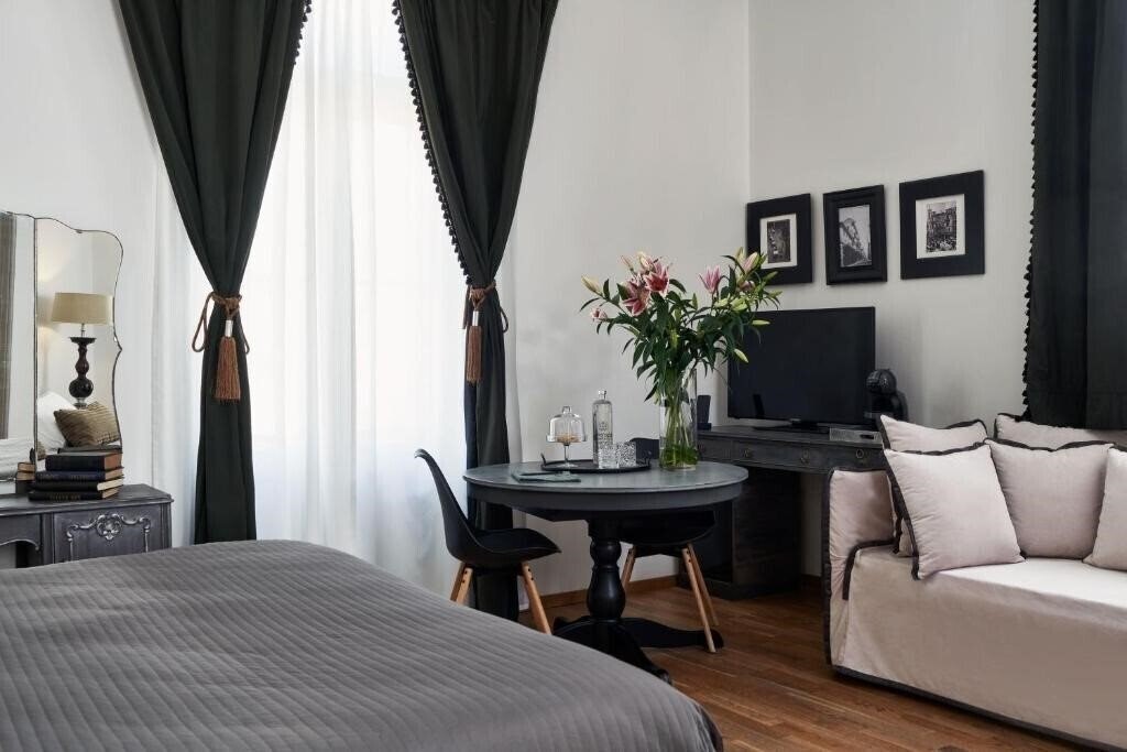 Зображення Emporikon Athens Hotel 4*