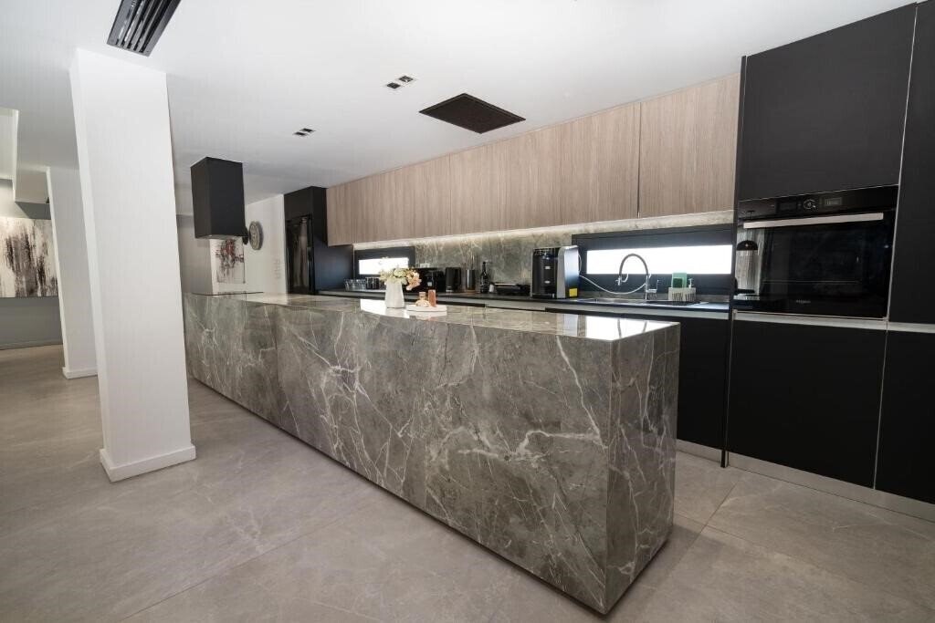 Картинка Heritage Boutique Apartments 4*
