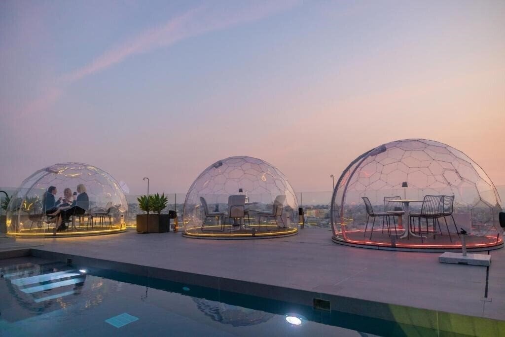 Готель Neoma Hotel 4*