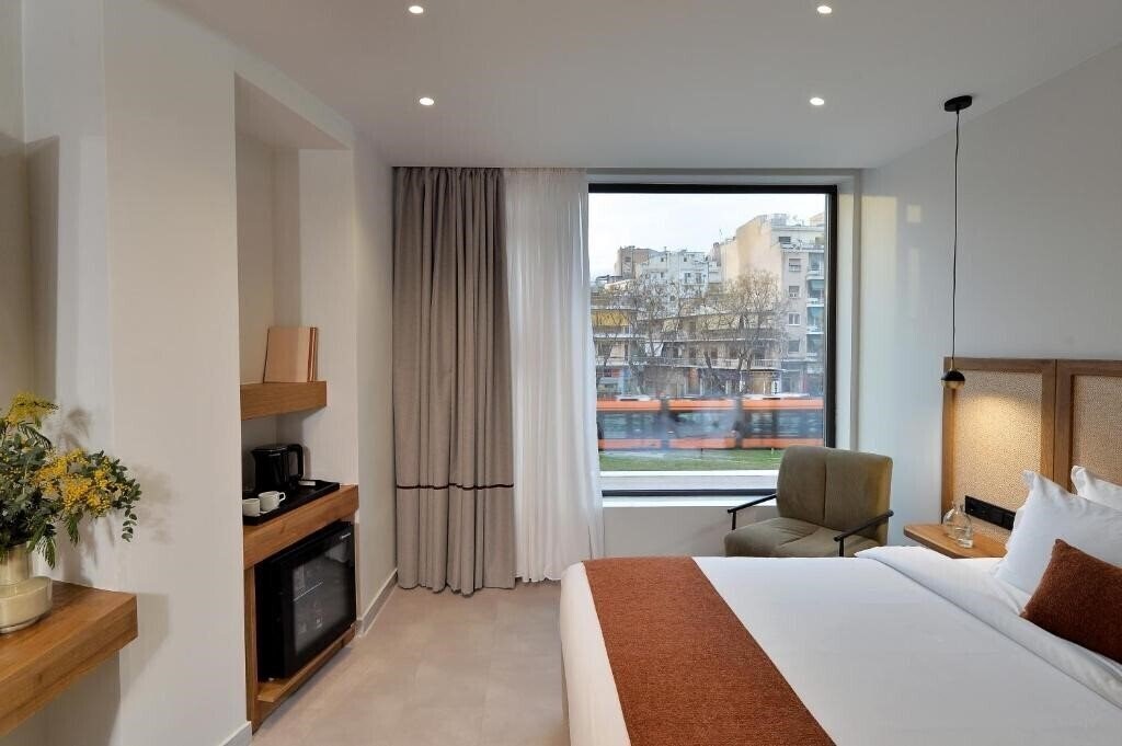 Фото B4B Athens Signature Hotel 4*