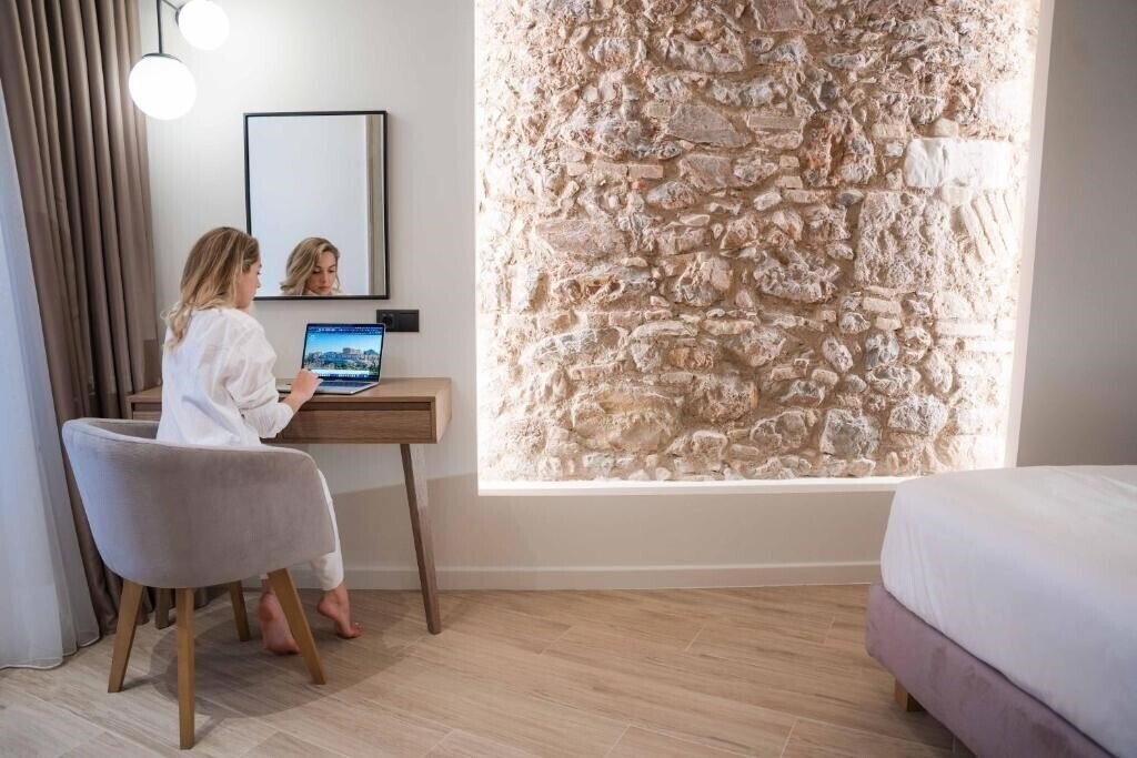 Картинка Paleo Suites 4*