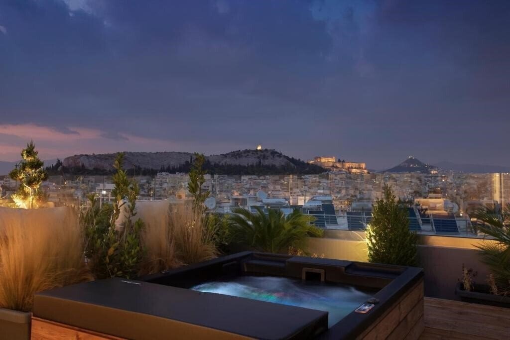 Готель Supreme Luxury Suites By Athens Stay 4*