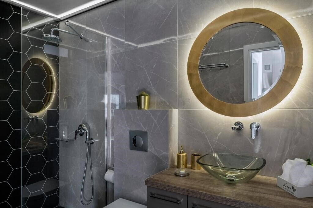 Фото The Athenians Modern Apartments 4*