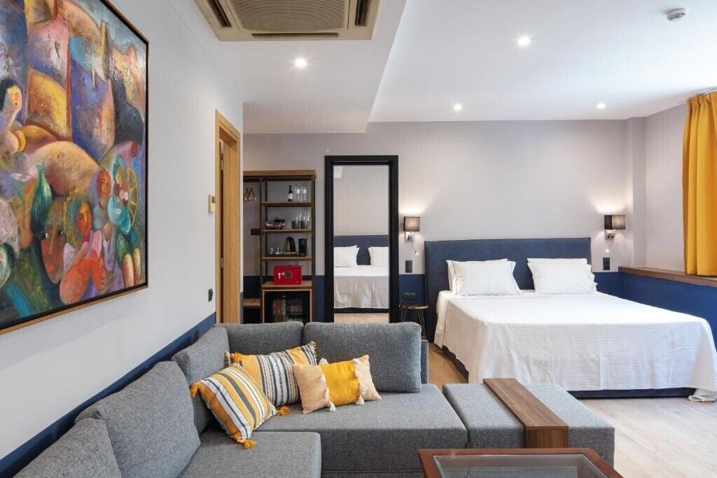 Отель The Vault Athens 4*