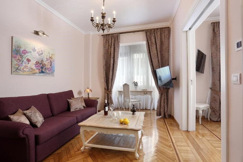 Изображение V1935 Luxurious Apartments 4*