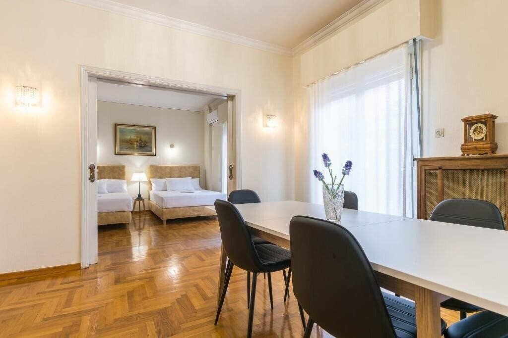 Фотографія Victoria Queens Paradise Apartments 4*