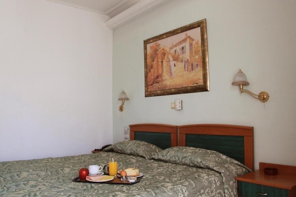 Фото Hotel Platon 3*