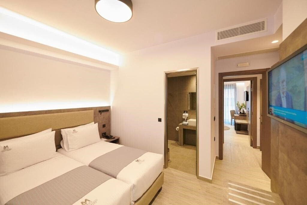 Фотографія Meni Hotel 3*
