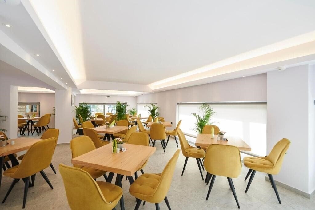 Картинка Meni Hotel 3*