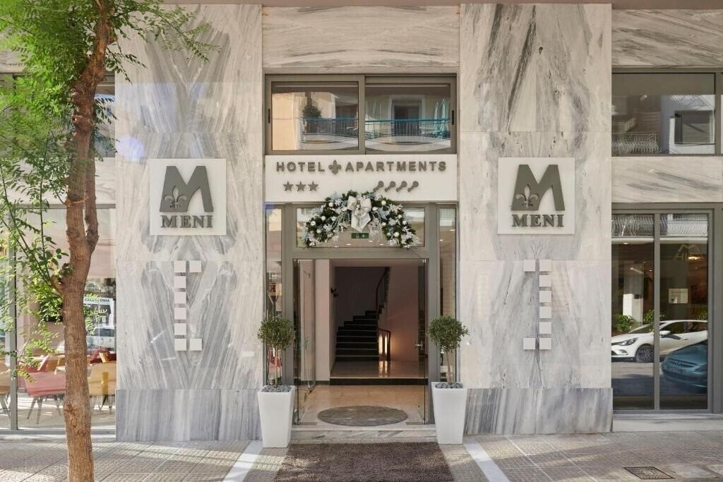 Готель Meni Hotel 3*