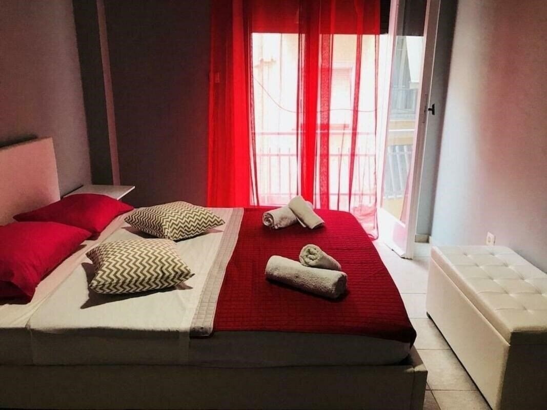 Фото Merilyn Central Apartment 3*