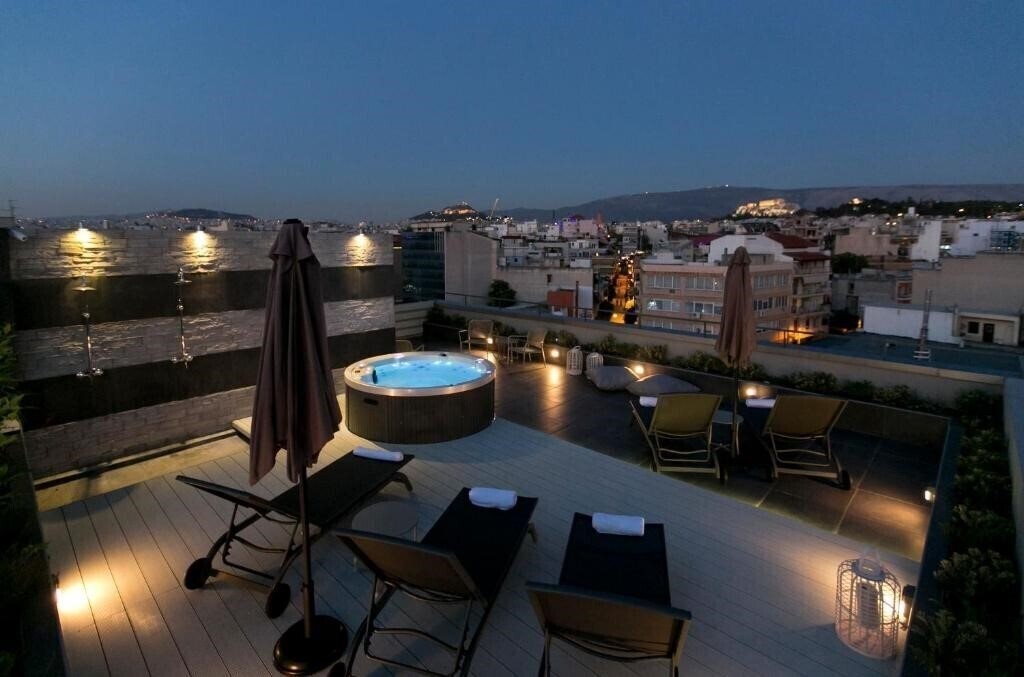 Отель 47 Luxury Suites Apart 4*