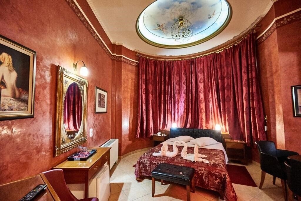 Фотографія Exis Boutique 3*