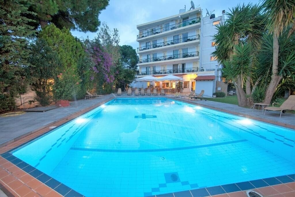 Готель Thomas Beach Hotel 3*