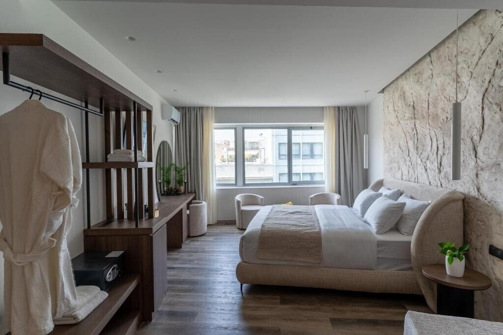 Готель Athens Design Suites 4*