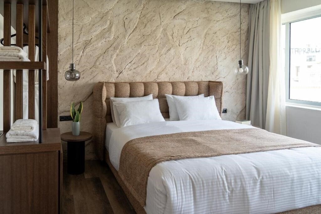 Фото Athens Design Suites 4*