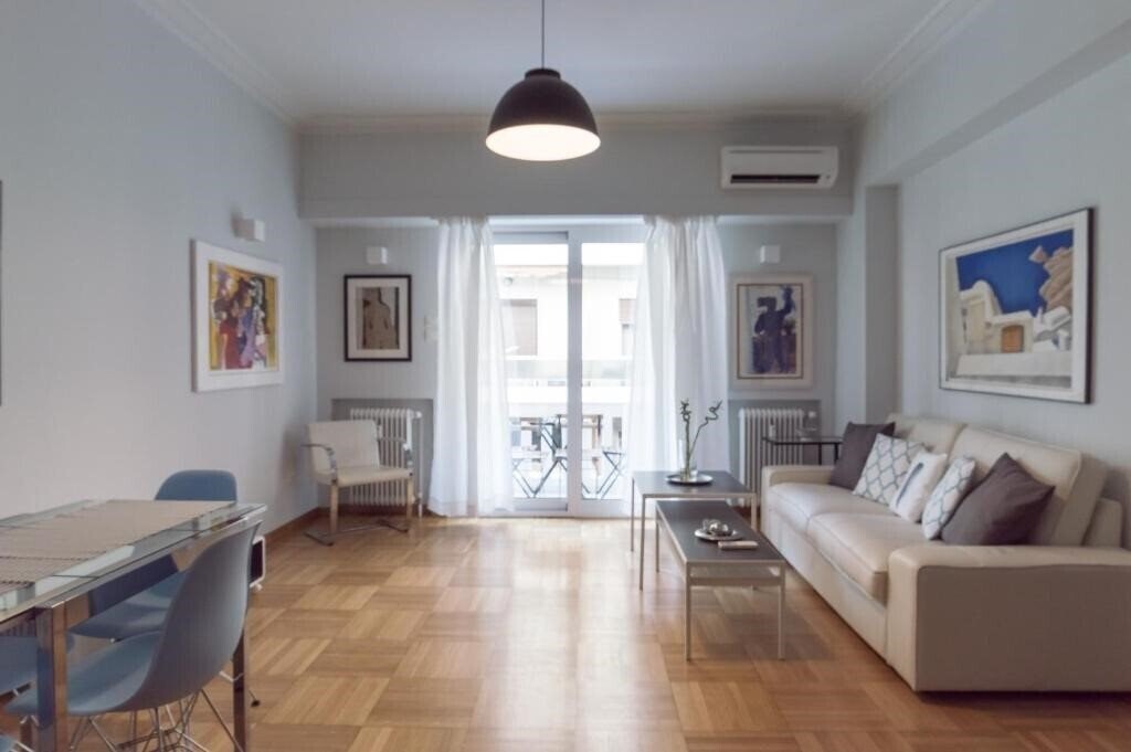 Отель Athens Squared Lofts 4*