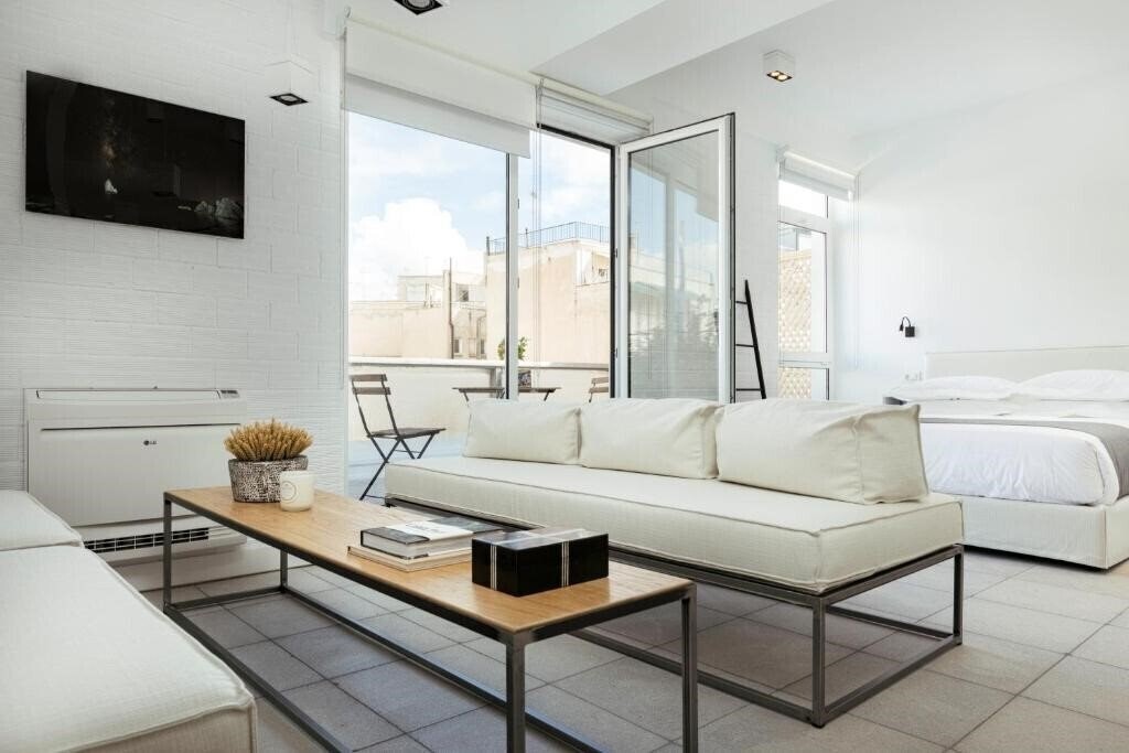 Изображение Euryclea Residences 4*