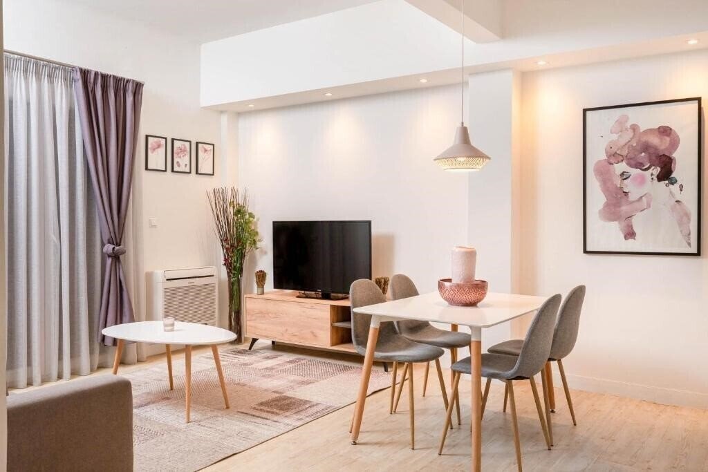 Изображение Formionos Morum City Hotel 3*