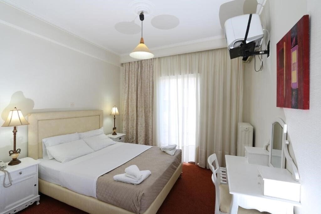 Фото Athens Delta Hotel 2*