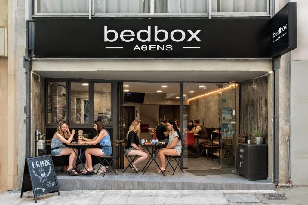 Готель Bedbox Hostel 2*
