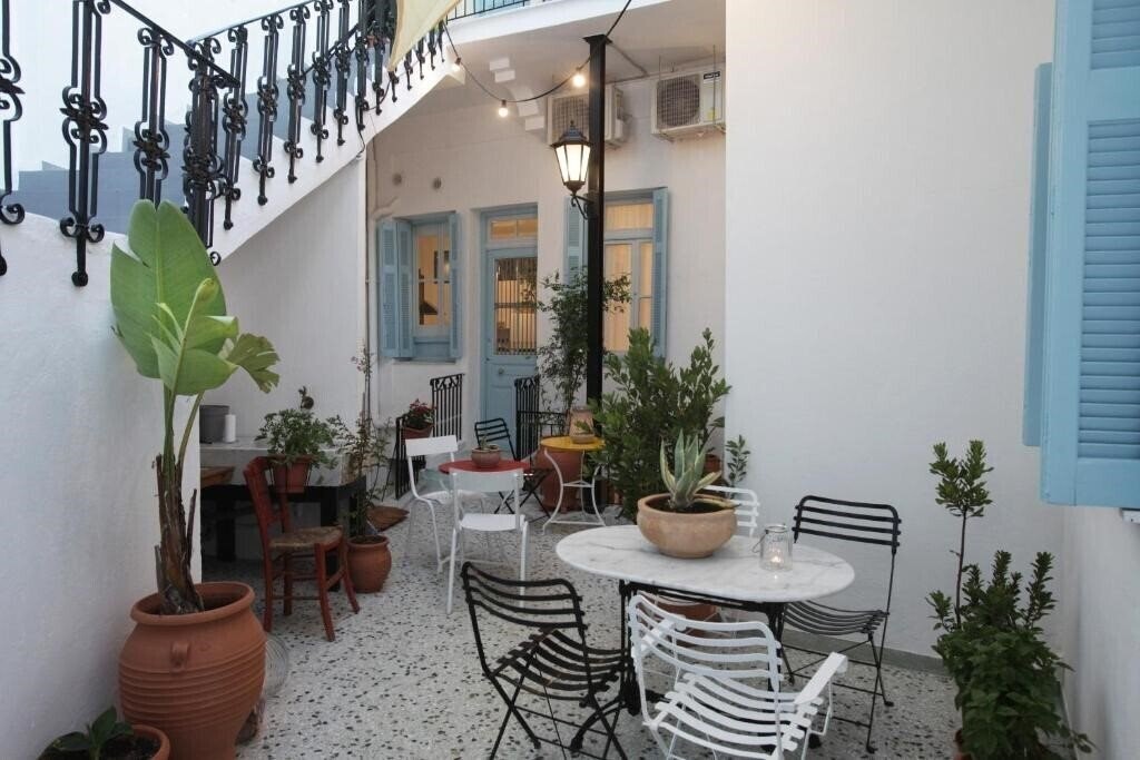 Изображение Live In Athens, Thiseio Historic House 3*