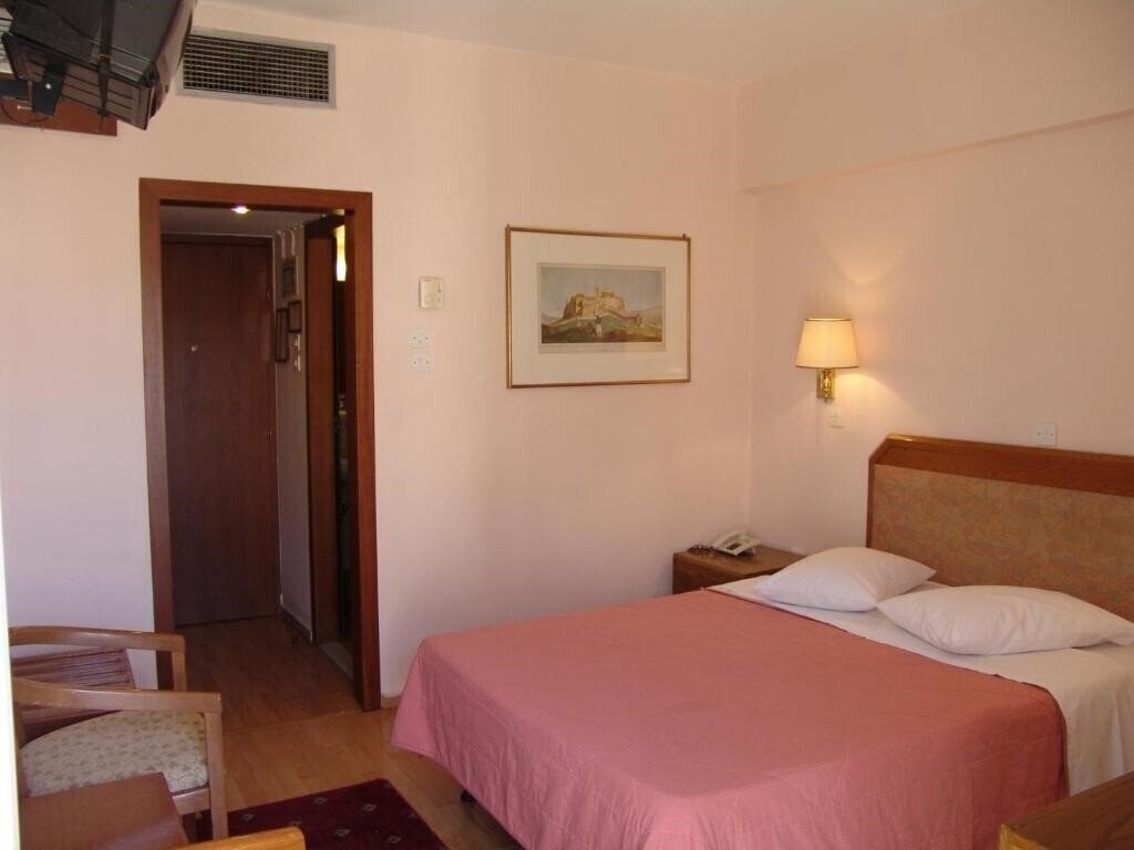 Картинка Economy Hotel Athens 2*
