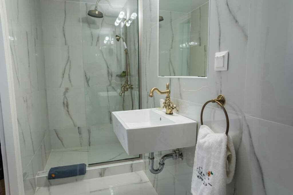 Фото Neratzia Rooms 3*