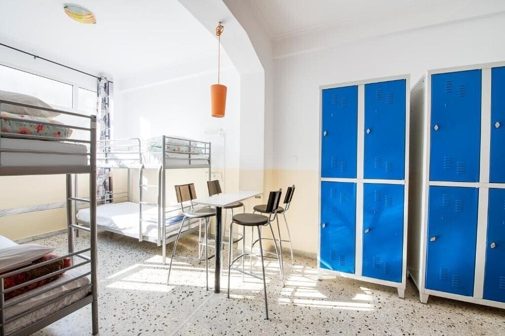 Картинка Safestay Athens 3*