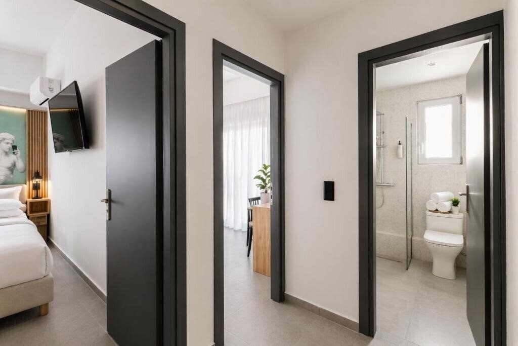 Фотографія The Q Hotel 3*