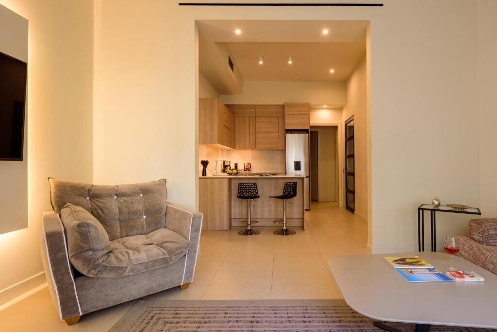 Фото Thiramenous Residence 3*