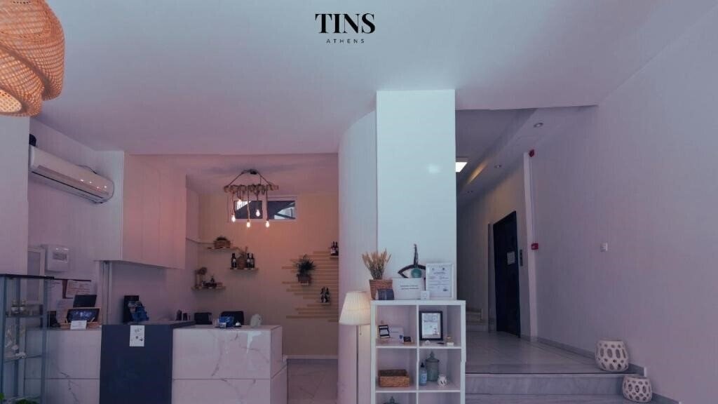 Фото Tins Boutique Suites 3*