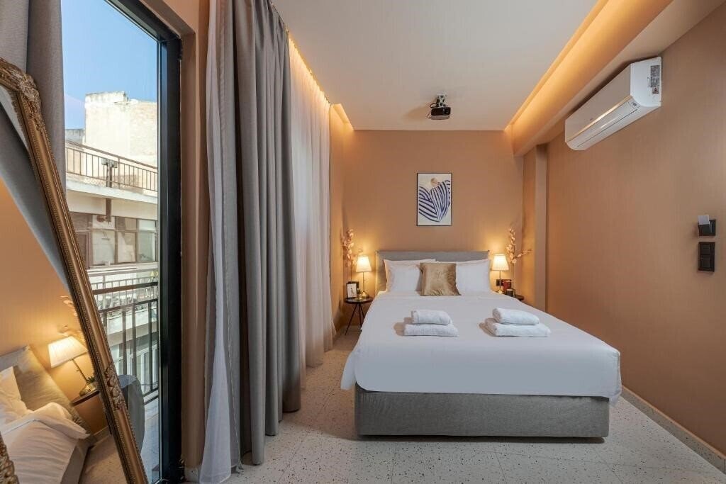 Фото Clyde Athens 2*